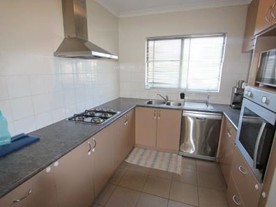 6/97 Sevenoaks Street, Bentley WA 6102