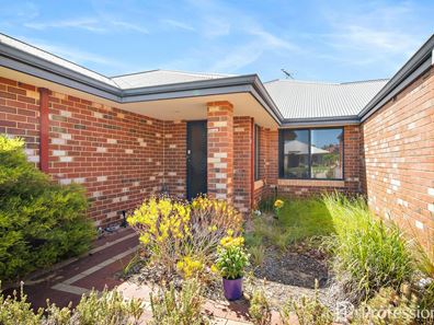 21 Ballawarra Avenue, Byford WA 6122
