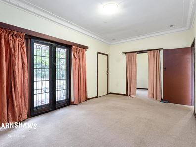 32 Tunnel Road, Swan View WA 6056
