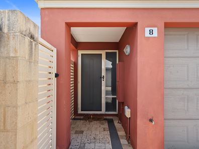 8/21 Cronin Place, Armadale WA 6112