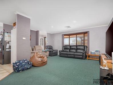 3 Mcaleer Drive, Mahomets Flats WA 6530