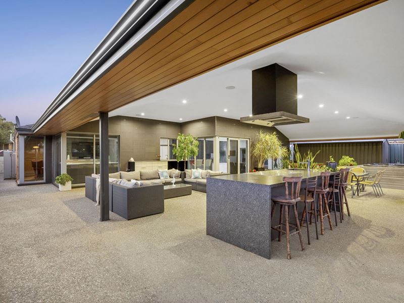 12 SOUTHERN TERRACE, Connolly WA 6027