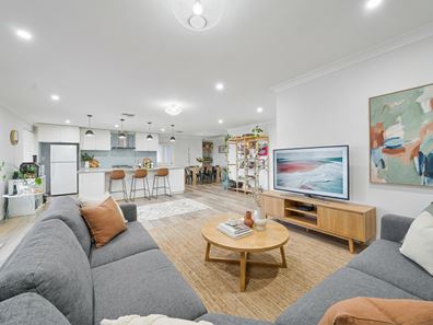 9B Sunbird Place, Ocean Reef WA 6027