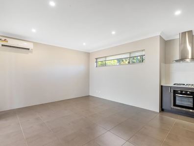 8/12 Edeline Street, Spearwood WA 6163