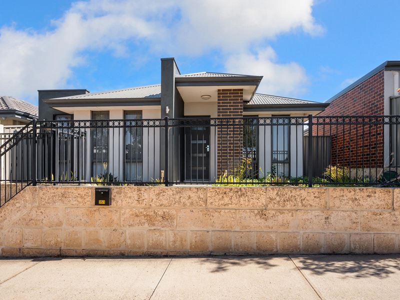 351 Lambeth Circle, Wellard WA 6170