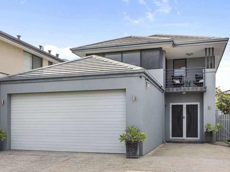 45 Woodhall Street, Stirling WA 6021