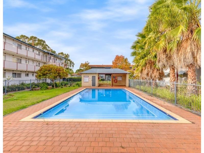 8/14 Coralie Court, Armadale