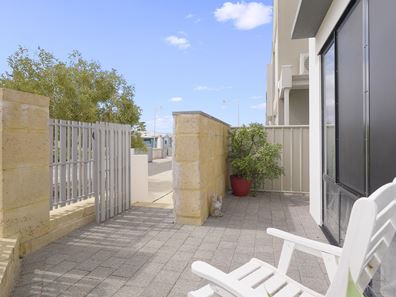 135 Aurea Boulevard, Golden Bay WA 6174