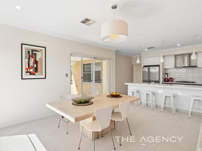 16 Noctis Way, Aveley WA 6069