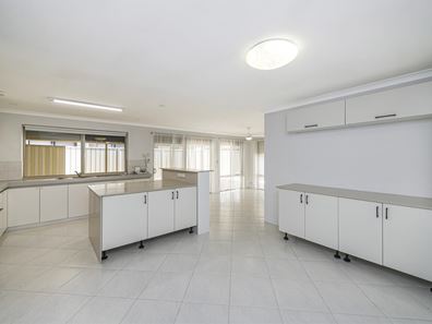 26 Park Road, Kenwick WA 6107