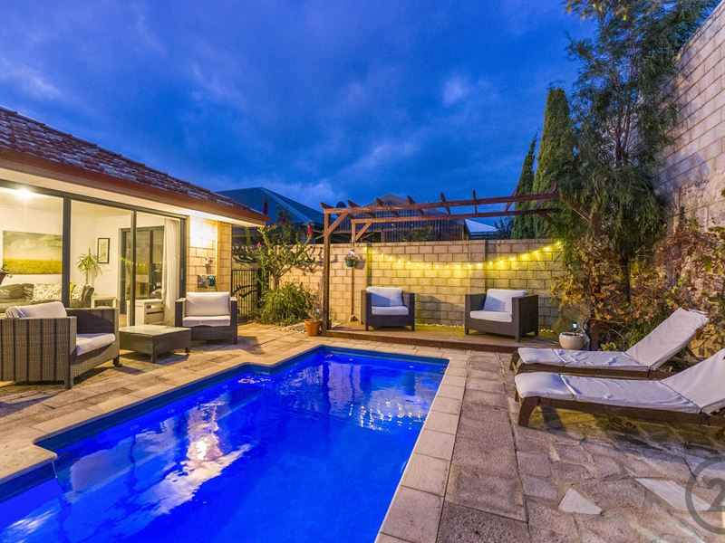 66 Buckingham Drive, Wannanup WA 6210