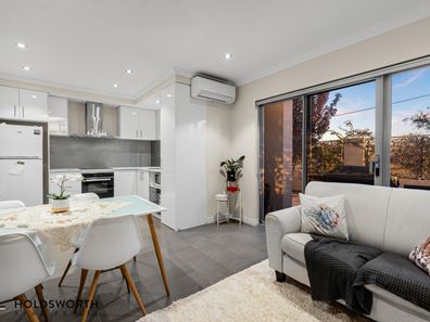 2/122 Edward Street, Osborne Park WA 6017