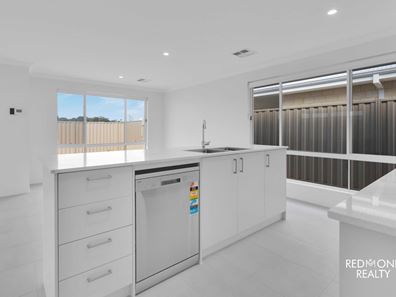 5 Bluevale Way, Yanchep WA 6035