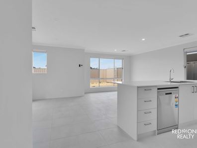 5 Bluevale Way, Yanchep WA 6035