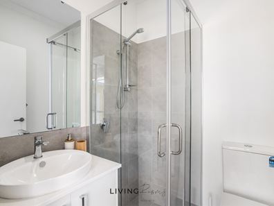 Room/2  28 Montfort Place, Morley WA 6062