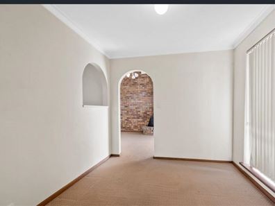1 Arundel Drive, Halls Head WA 6210