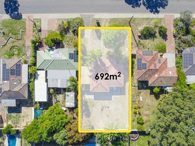 10 Chataway Road, Girrawheen WA 6064