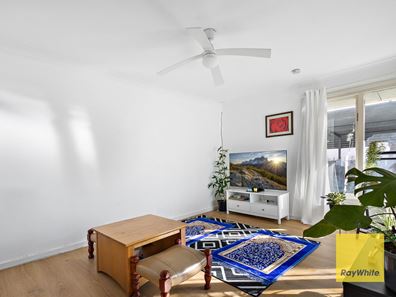 10 Chataway Road, Girrawheen WA 6064