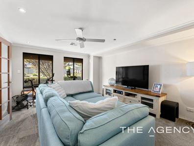 110 Runnymede Gate, Wellard WA 6170