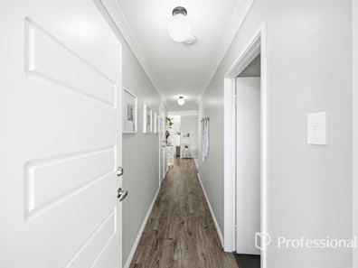 16 Unicup Way, Dalyellup WA 6230