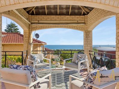 4/97 Hastings Street, Scarborough WA 6019