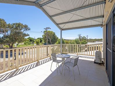 7 White Court, Eneabba WA 6518