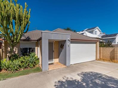 24 Coolgardie Street, Bentley WA 6102