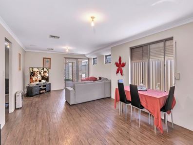 24 Coolgardie Street, Bentley WA 6102