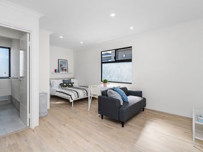 Room/4  171B Shepperton Road, Victoria Park WA 6100