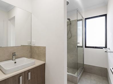 Room/4  171B Shepperton Road, Victoria Park WA 6100