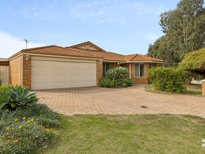 32 Ponderosa Loop, Canning Vale WA 6155