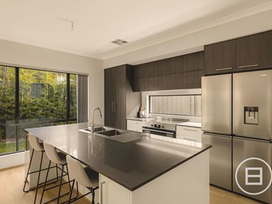 97 Eveline Road, Viveash WA 6056