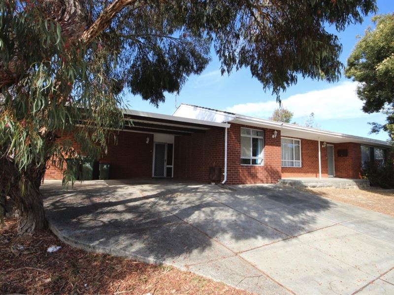 18 Rennington Street, Dianella