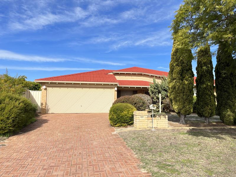 110 Aitken Drive, Winthrop WA 6150