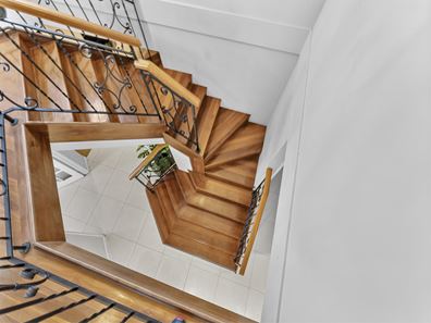 2 Redgate Entrance, Secret Harbour WA 6173