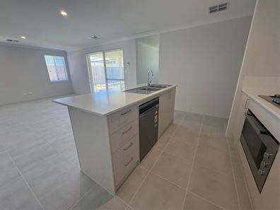 21 Sunglow St, Karnup WA 6176