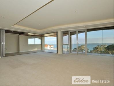 8/3 Rockingham Beach Road, Rockingham WA 6168