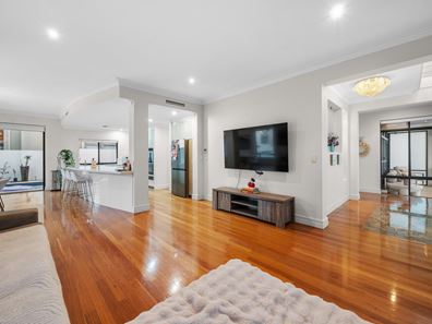 57A Duncraig Road, Applecross WA 6153