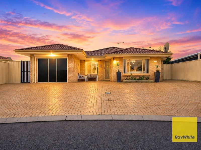 15 Bougainvillea Court, Marangaroo WA 6064