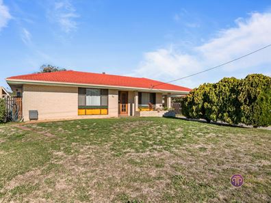 32 Merley Way, Parkwood WA 6147