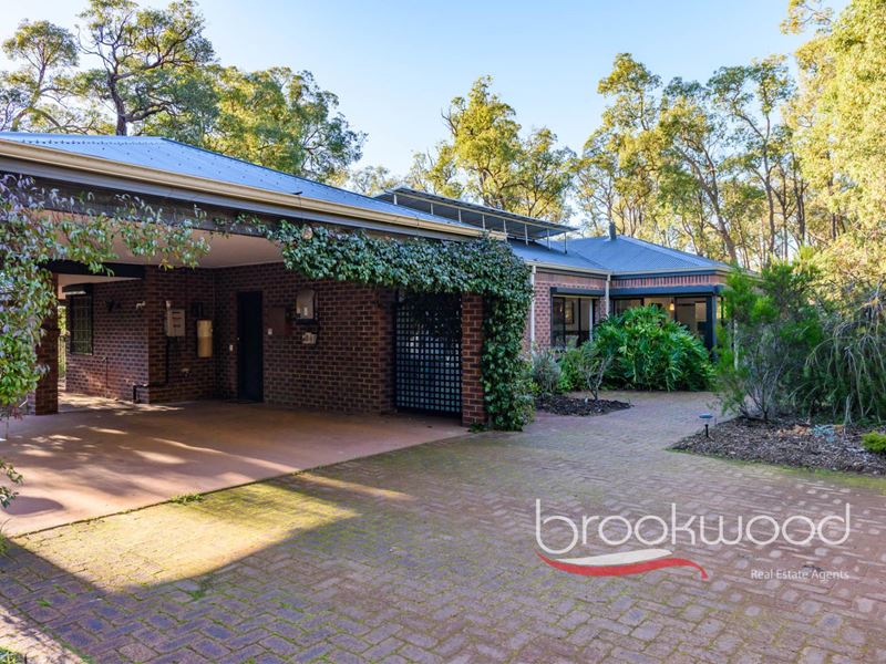 660 Bushlands Road, Hovea WA 6071