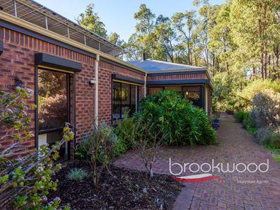 660 Bushlands Road, Hovea WA 6071