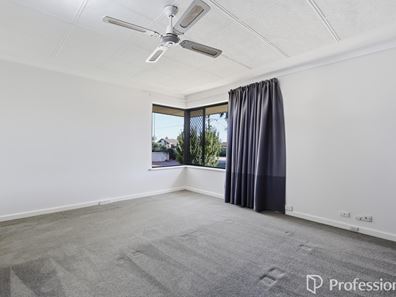 21 Forrester Road, Safety Bay WA 6169
