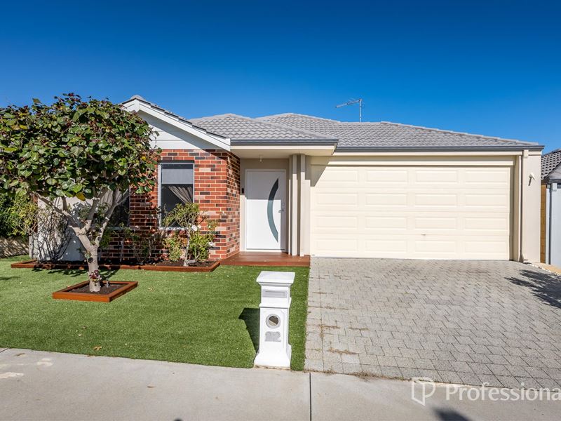 22 Arylide Grove, Eglinton WA 6034