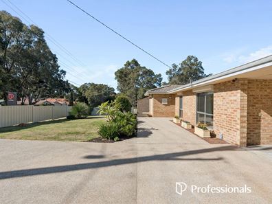 75 Grove Road, Lesmurdie WA 6076