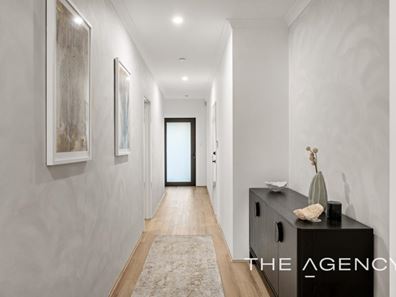 29 Solitaire Road, Treeby WA 6164