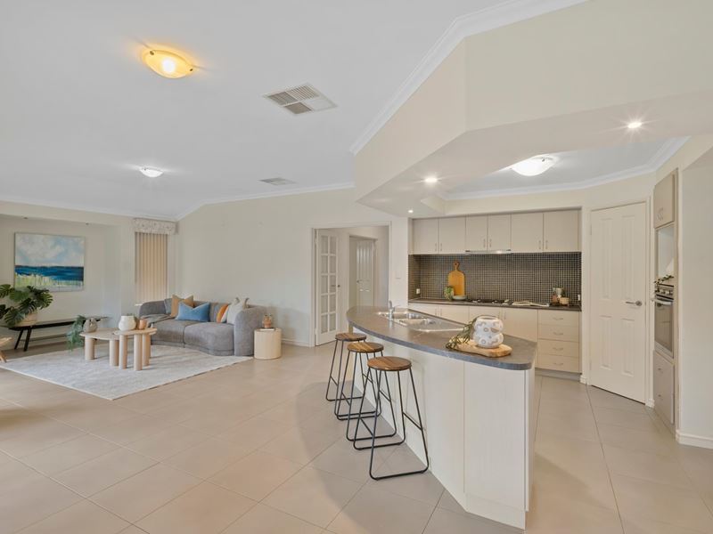 60 Seascapes Boulevard, Halls Head WA 6210