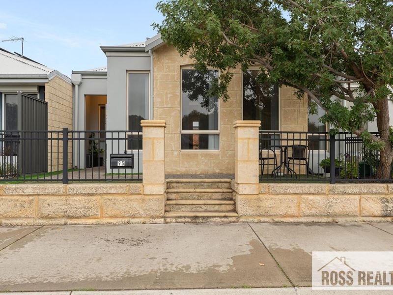95 Holdsworth Avenue, Aveley WA 6069