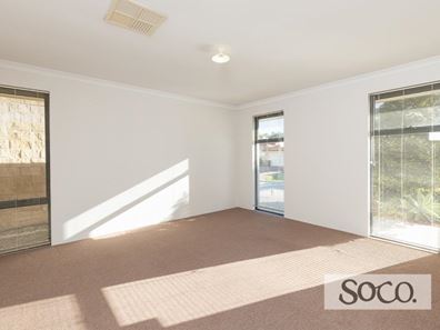 6 Cambernon Grn, Port Kennedy WA 6172