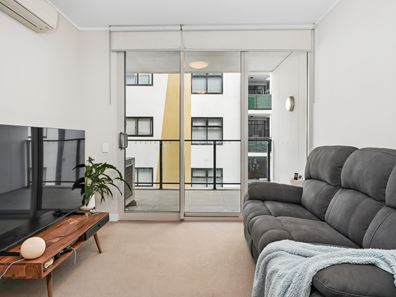609/18 Cecil Avenue, Cannington WA 6107